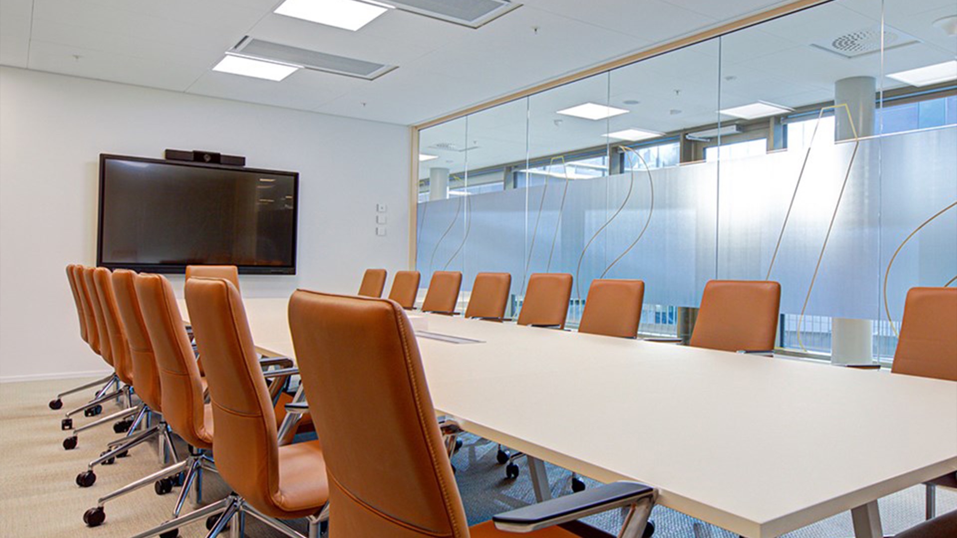 Bilde av møterommet Sjølyst på Skøyen med plass til 18 personer